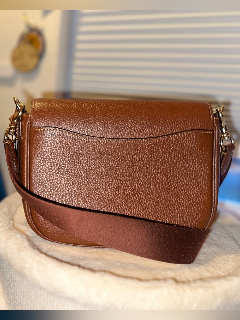 Coach Crossbody - Picture 3 of 4